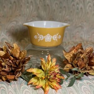 Pyrex #473 Golden Butterfly  1 Qt. Casserole